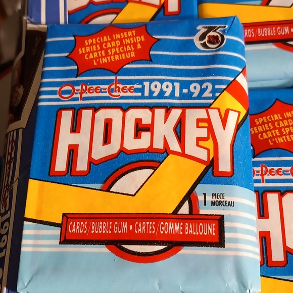 O-pee-chee 1991-92 hockey card unopened 36 sealed pack box with special inserts - Picture 10 of 12